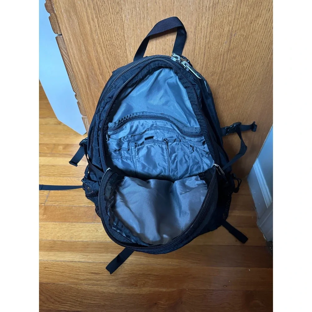 The North Face Borealis Backpack Black Hiking Travel School Bag RN 61661